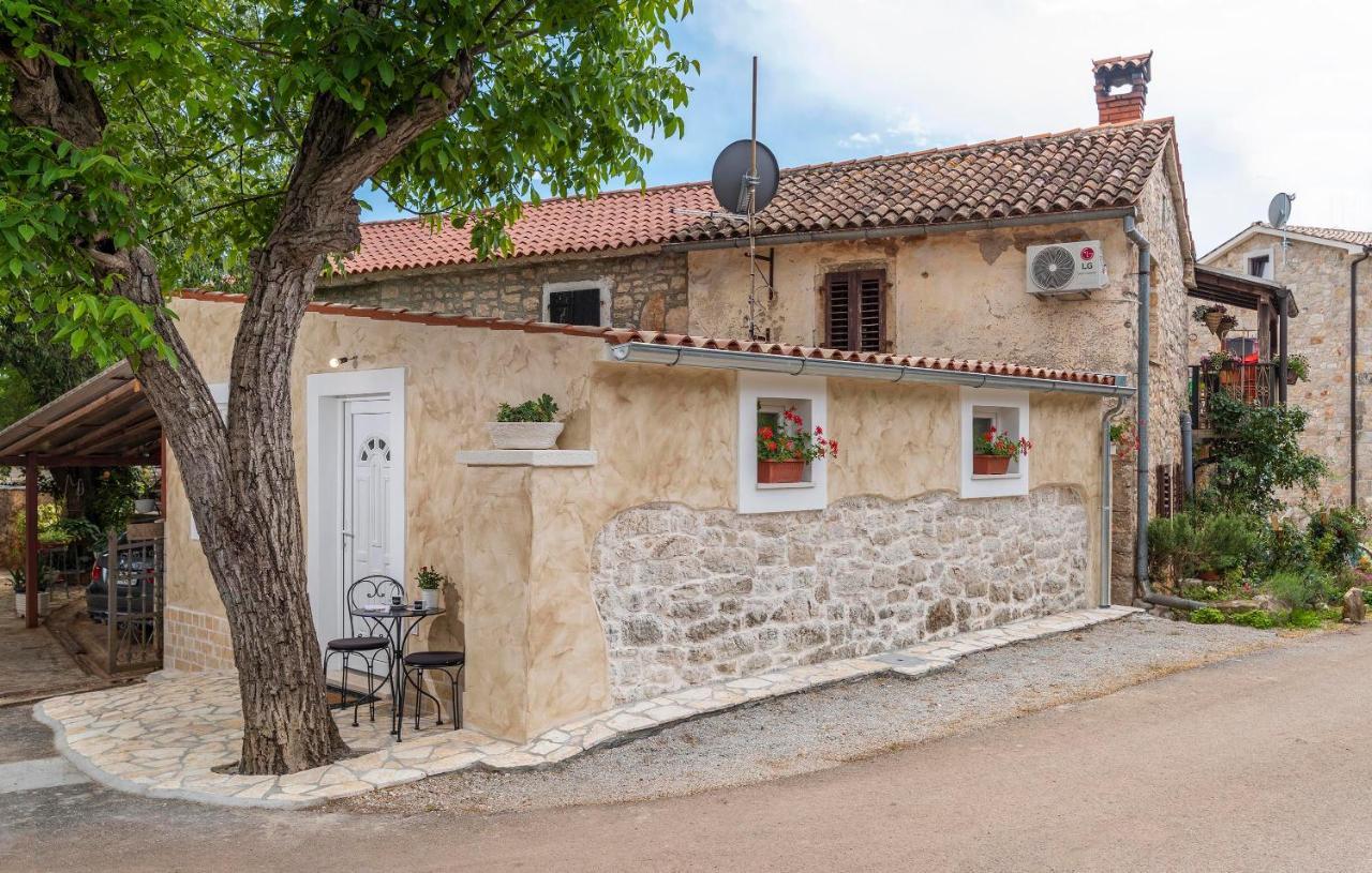 Studio Ivana Porec Exterior photo